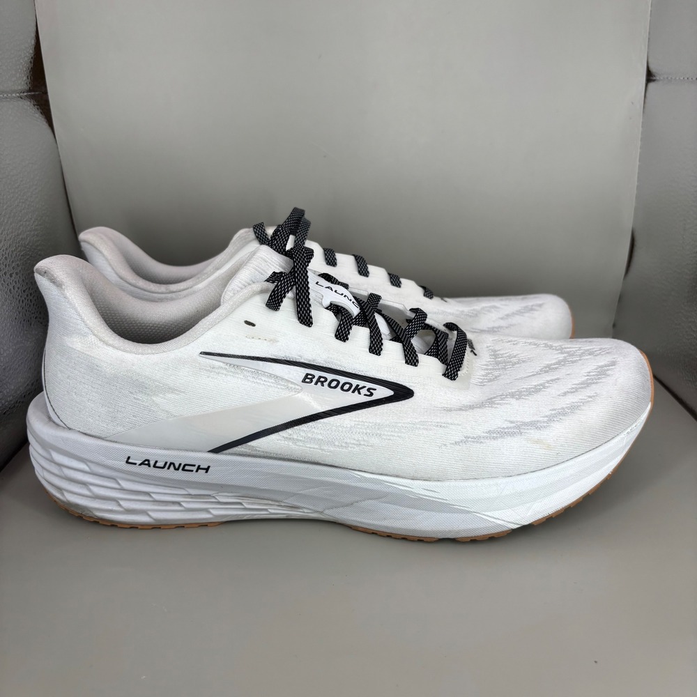 Brooks Launch 10 Mens Running Shoes White Grey Black 1104501D135 Size 10.5